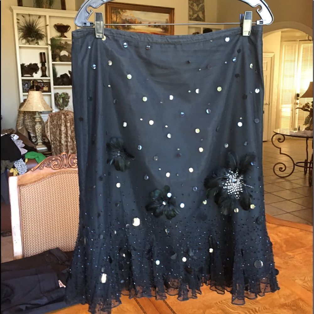 Black embellished skirt w sequin & feather detail